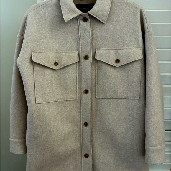 Banana Republic Oversized Cozy Shacket - Picture 5 of 7